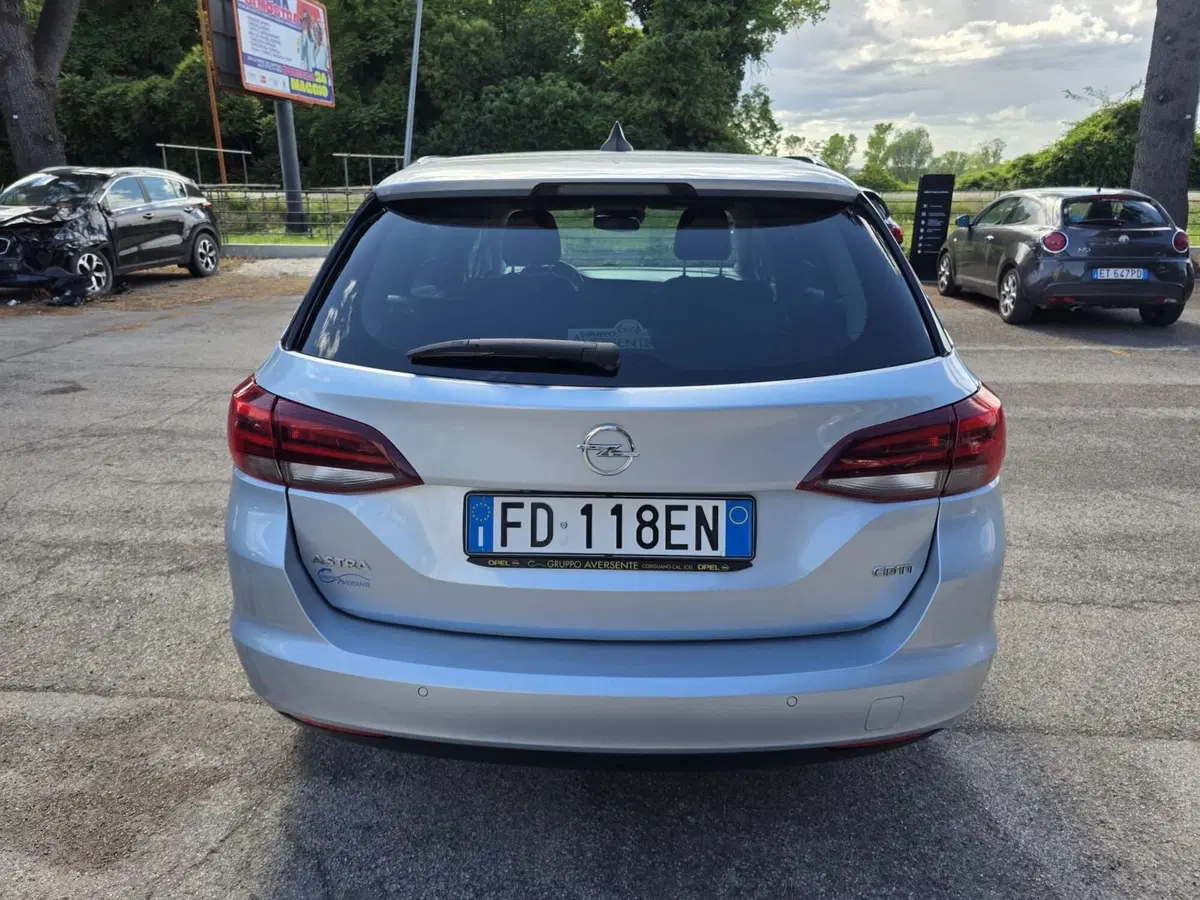 Opel Astra Station Wagon usata a Rimini (13)