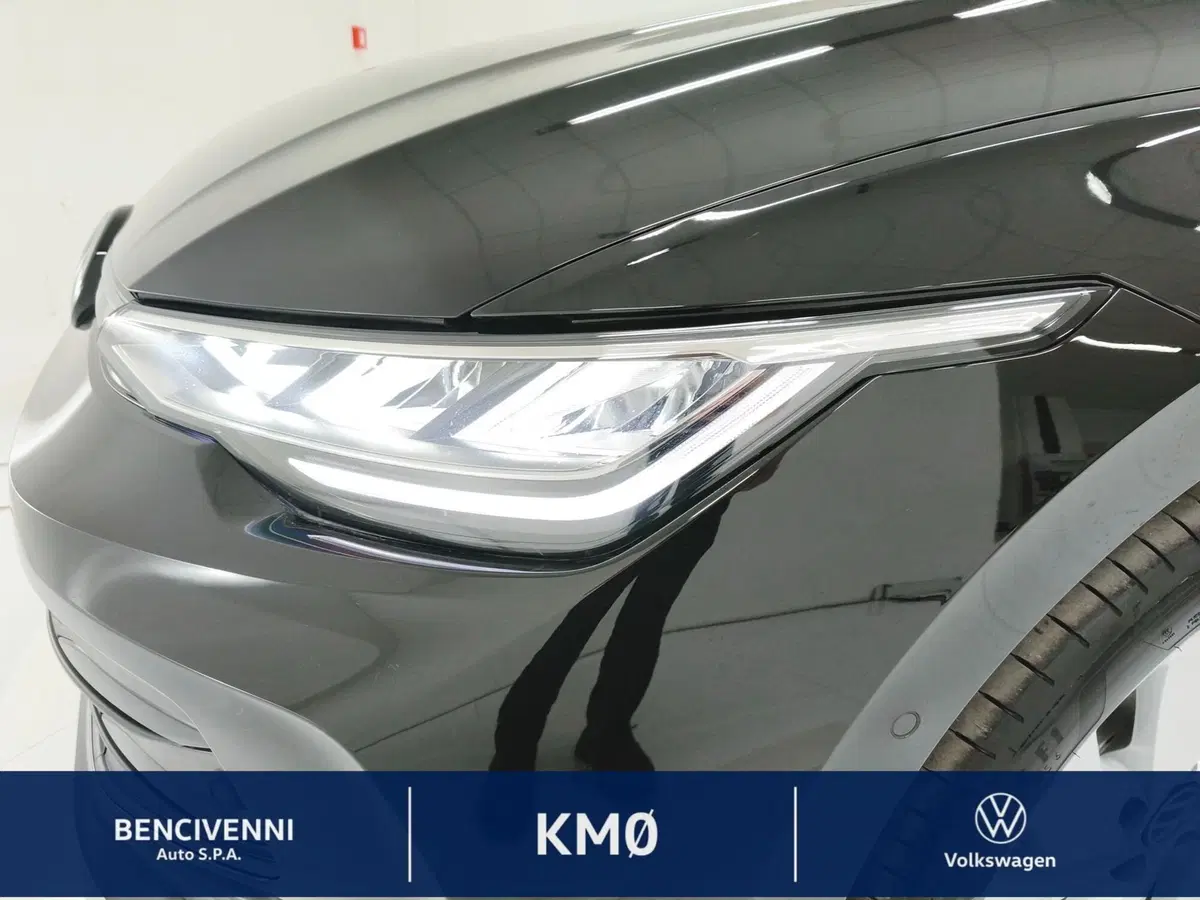 Volkswagen Golf nuova a Catanzaro (12)