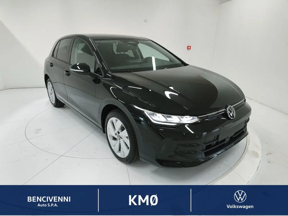Volkswagen Golf nuova a Catanzaro (4)