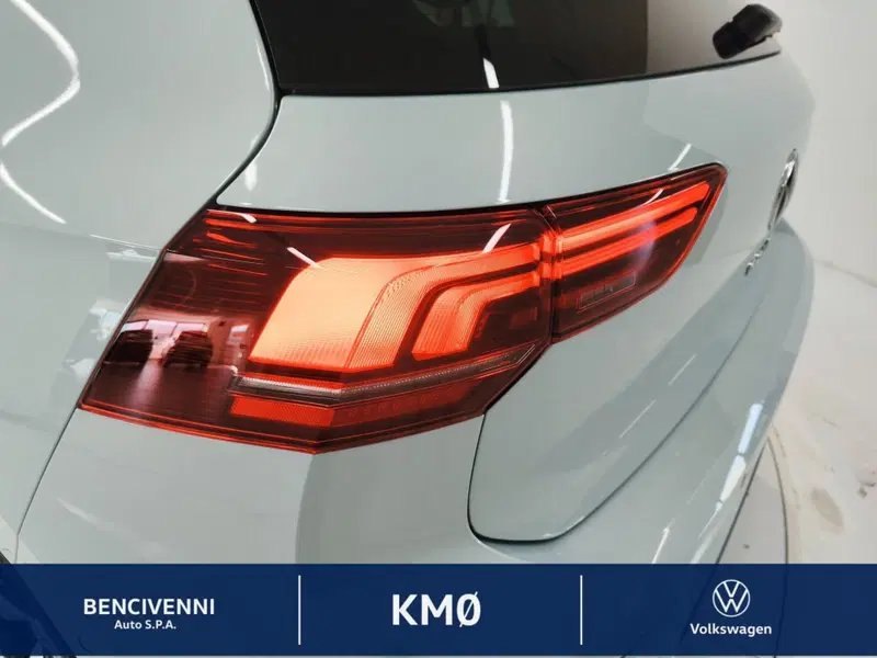 Volkswagen Golf nuova a Catanzaro (11)