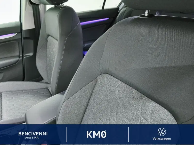 Volkswagen Golf nuova a Catanzaro (18)