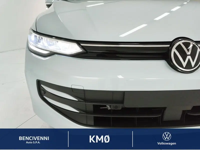 Volkswagen Golf nuova a Catanzaro (3)