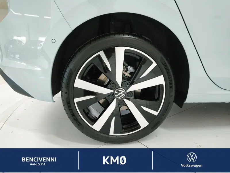 Volkswagen Golf nuova a Catanzaro (5)