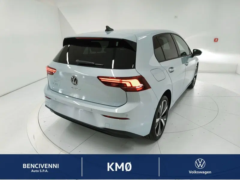 Volkswagen Golf nuova a Catanzaro (8)