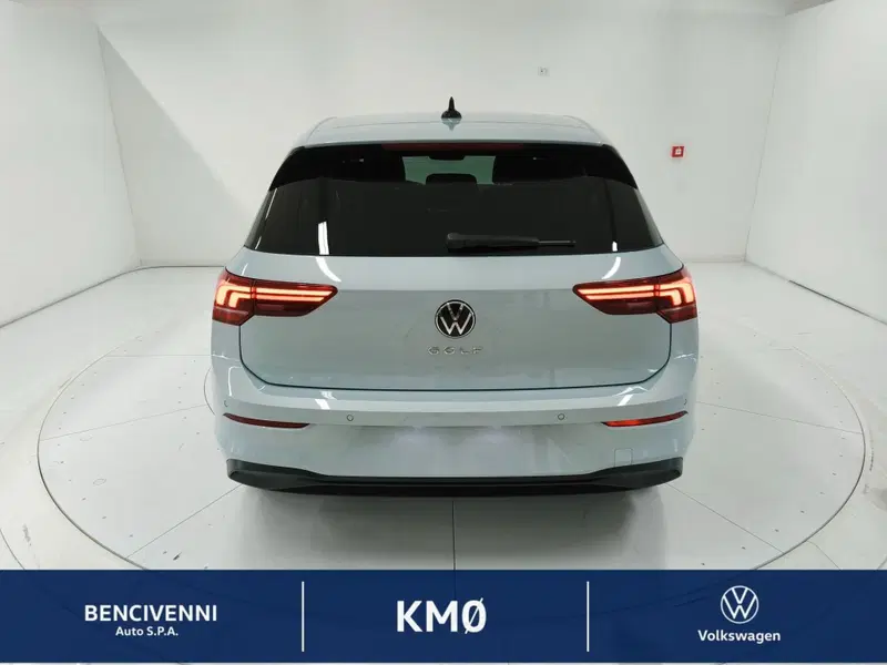 Volkswagen Golf nuova a Catanzaro (9)