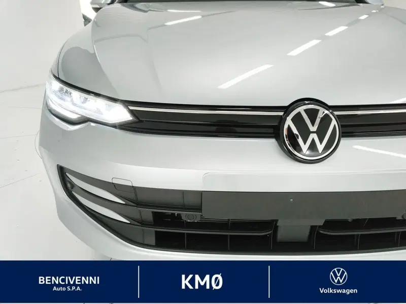 Volkswagen Golf nuova a Catanzaro (3)