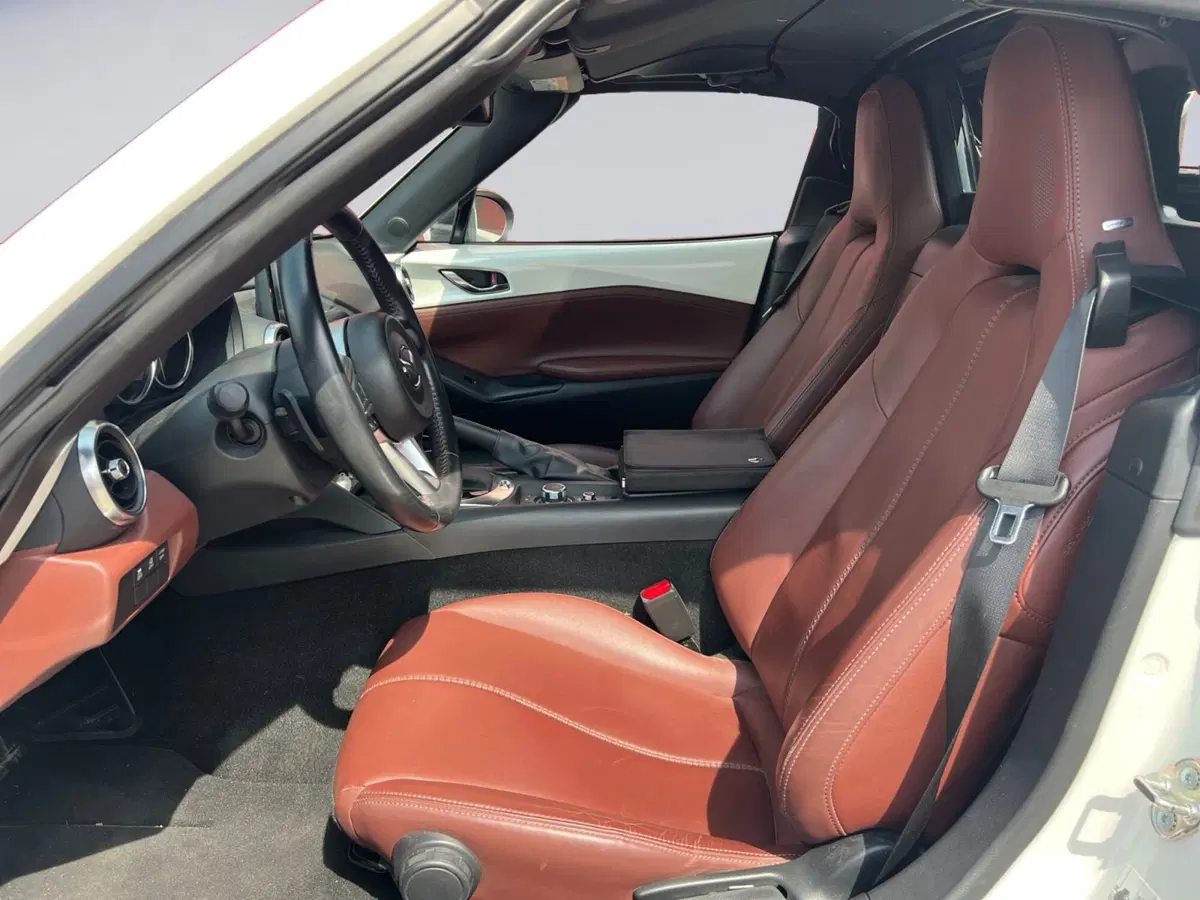 Mazda MX-5 usata a Milano (10)