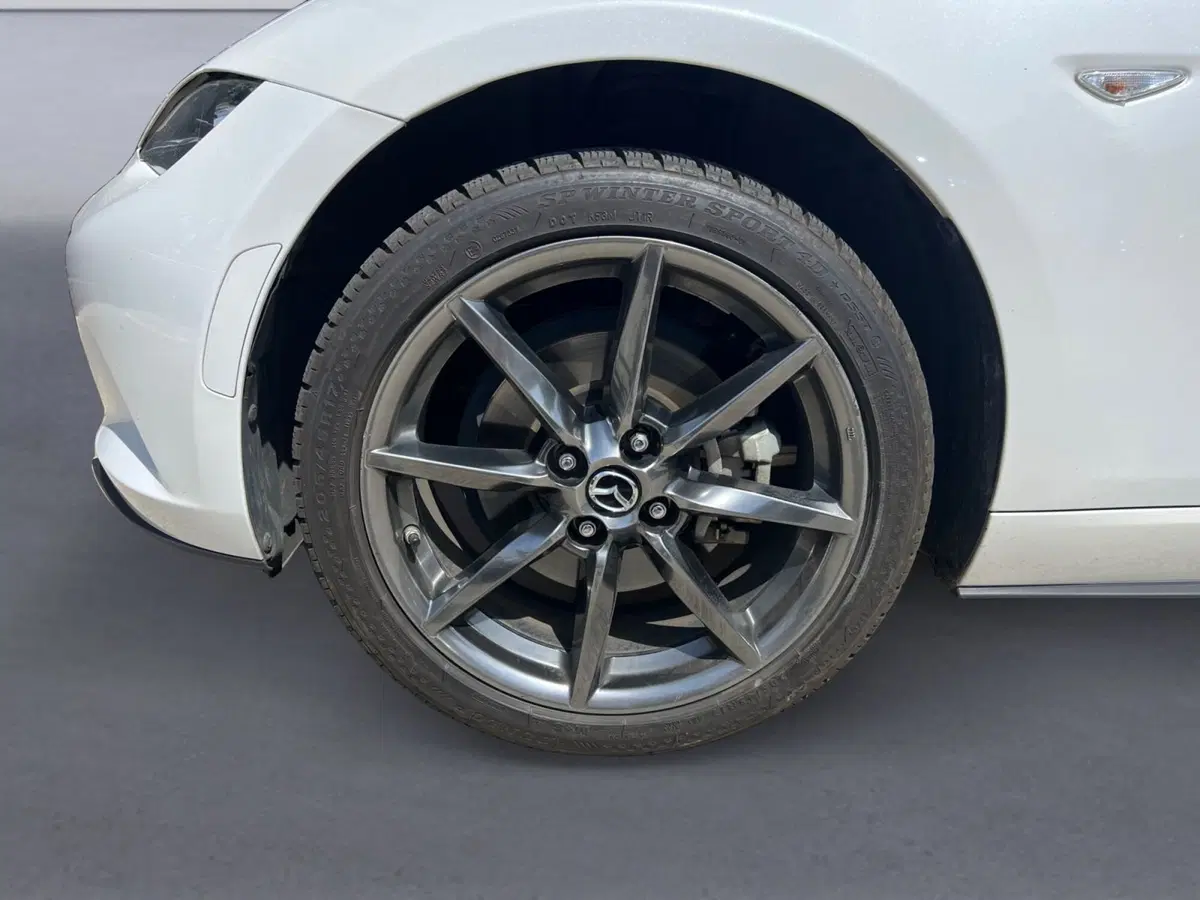Mazda MX-5 usata a Milano (16)