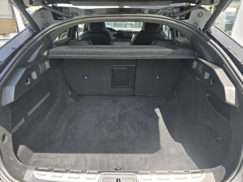 Peugeot 408 usata a Massa-Carrara (14)