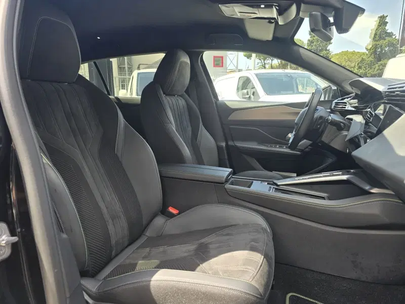 Peugeot 408 usata a Massa-Carrara (5)