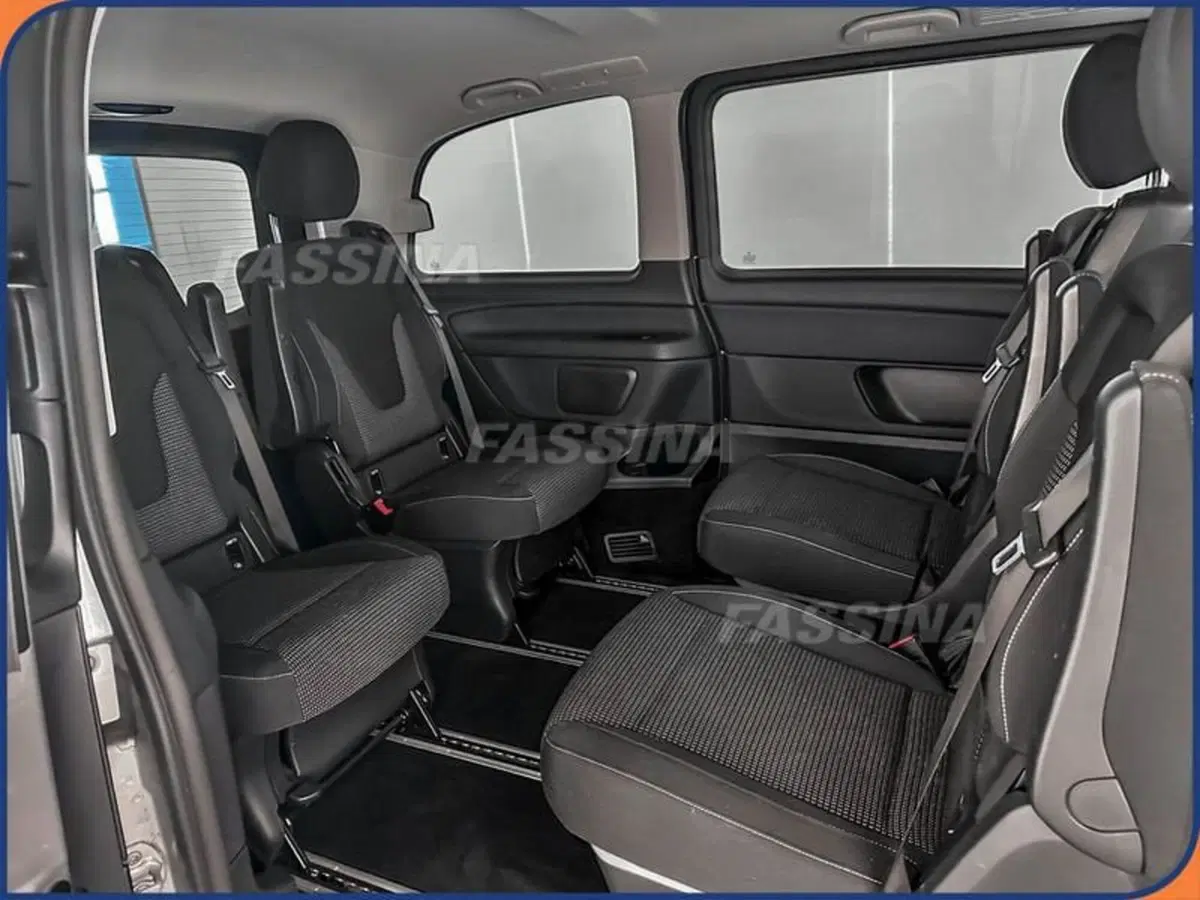 Mercedes-Benz Classe V usata a Milano (14)