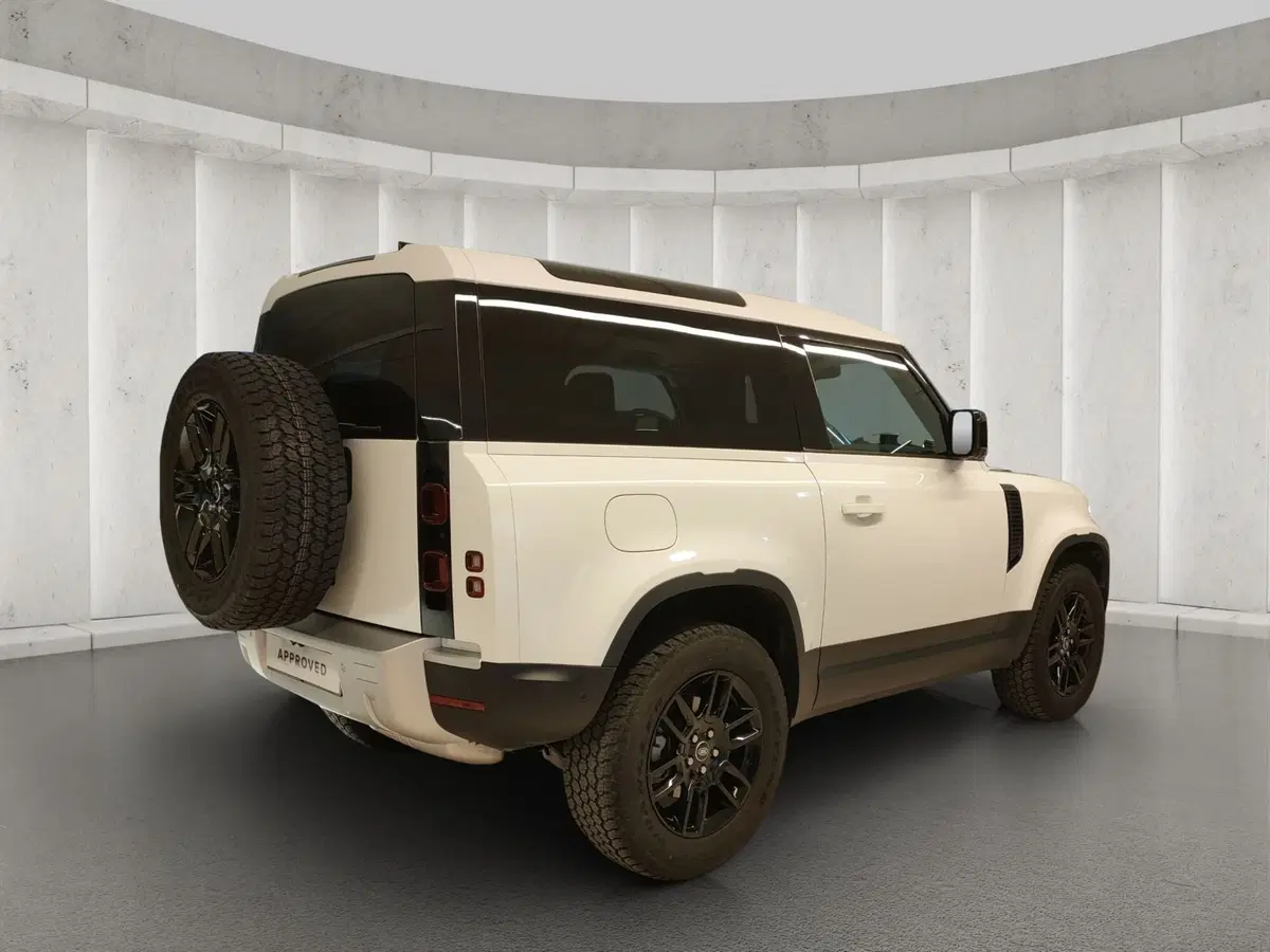 Land Rover Defender usata a Lecco (2)
