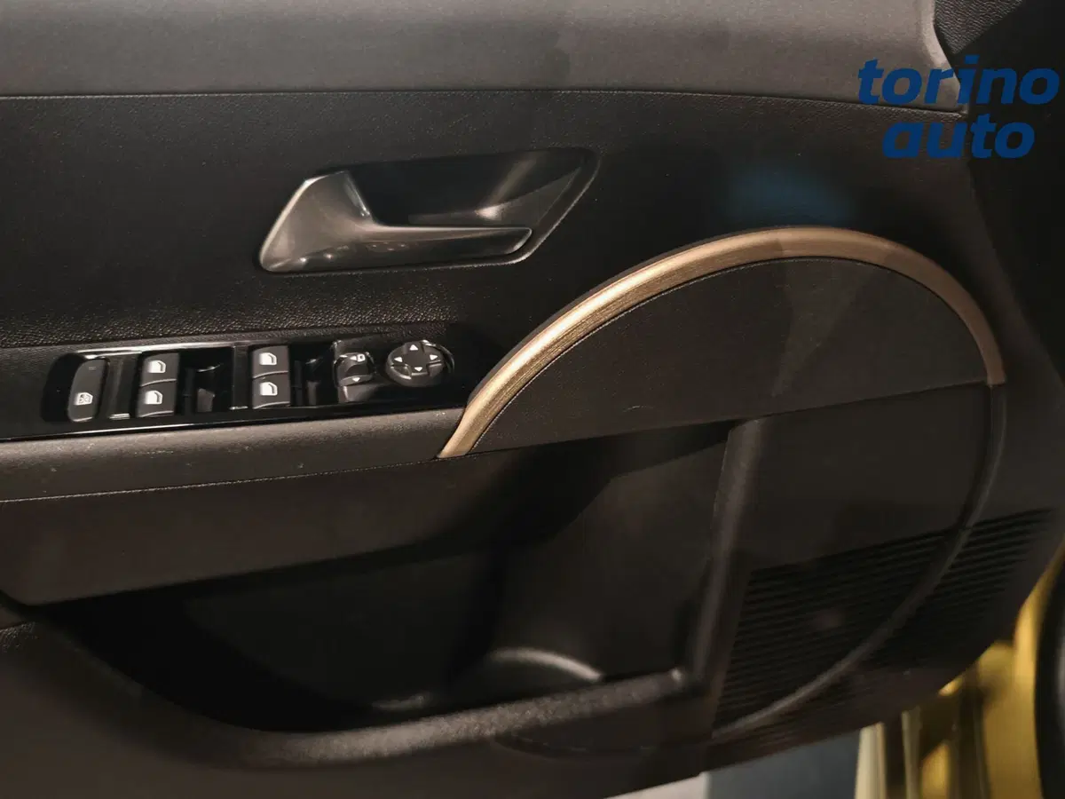 Lancia Ypsilon usata a Torino (11)