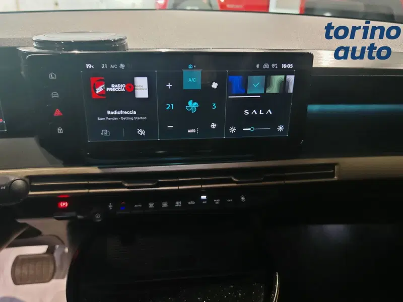 Lancia Ypsilon usata a Torino (19)