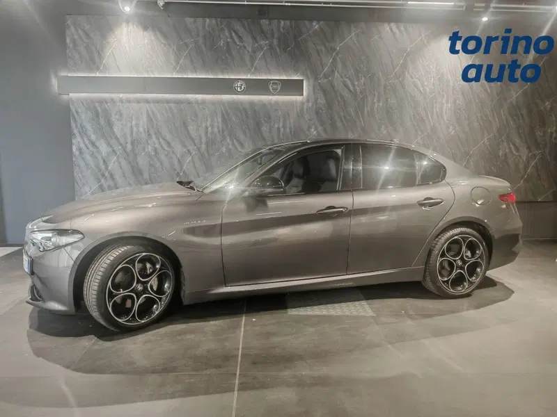 Alfa Romeo Giulia usata a Torino (3)
