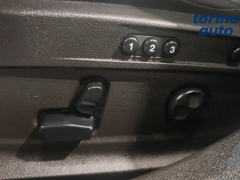 Alfa Romeo Giulia usata a Torino (9)
