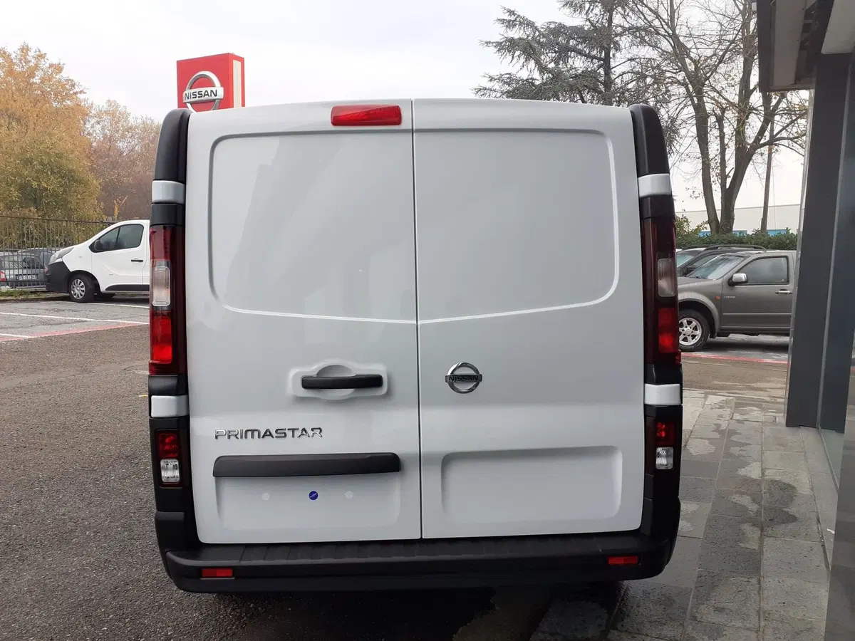 Nissan Primastar Furgone nuova a Modena (4)