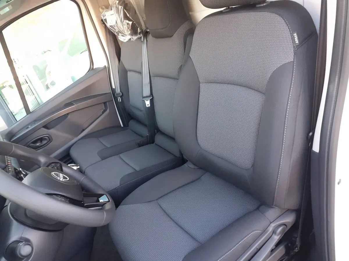 Nissan Primastar Furgone nuova a Modena (15)