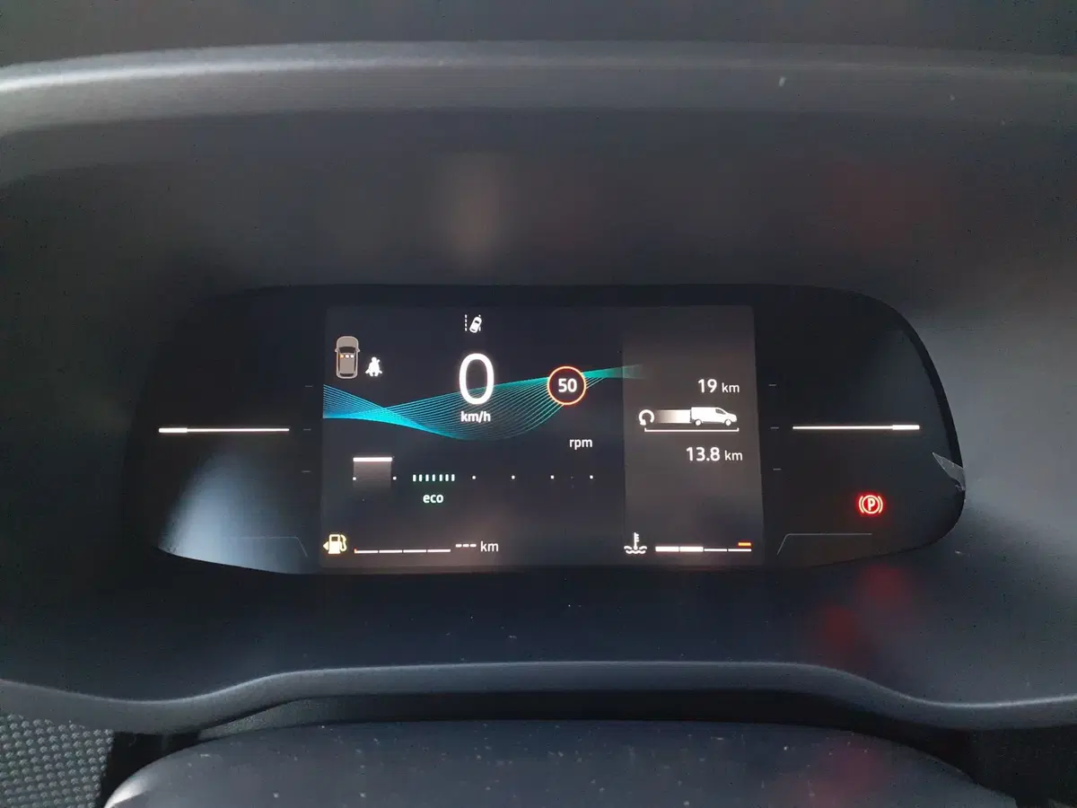 Nissan Primastar Furgone nuova a Modena (9)