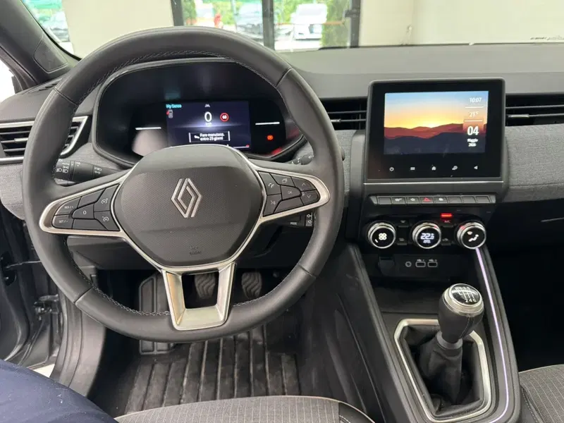 Renault Clio usata a Verbano Cusio Ossola (10)