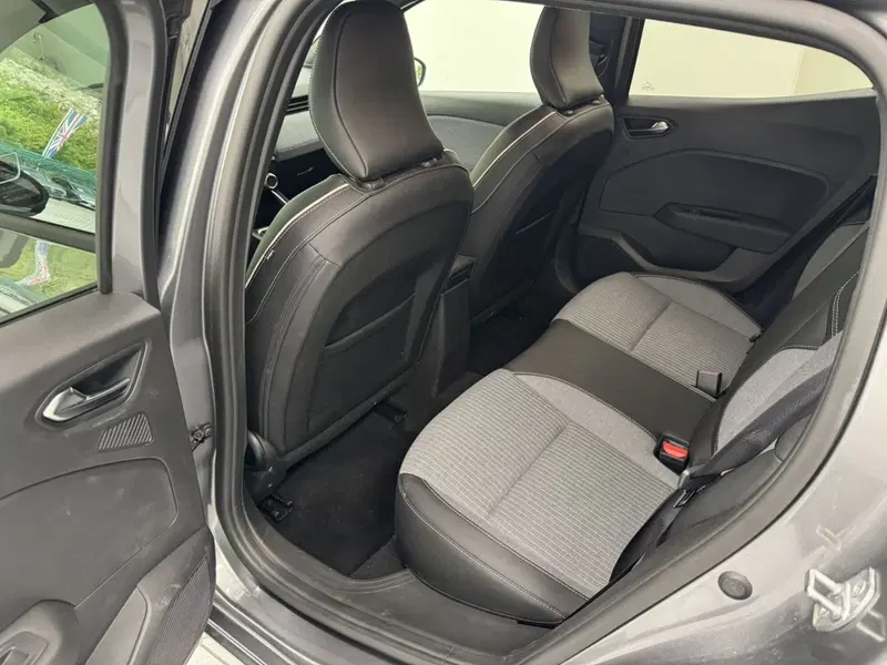 Renault Clio usata a Verbano Cusio Ossola (16)