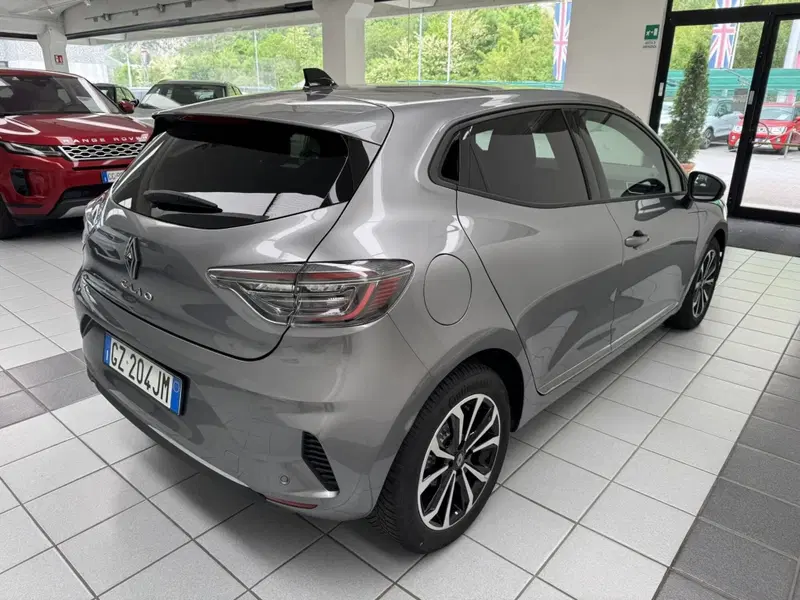 Renault Clio usata a Verbano Cusio Ossola (5)