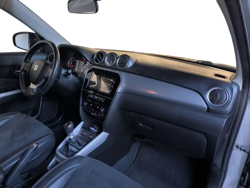Suzuki Vitara usata a Udine (13)
