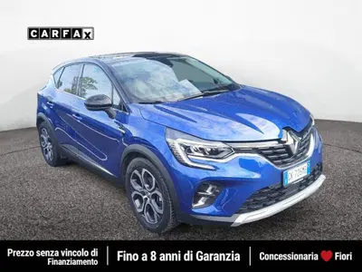 Renault Captur Full Hybrid E-Tech 145 CV Intens del 2023 usata a Roma