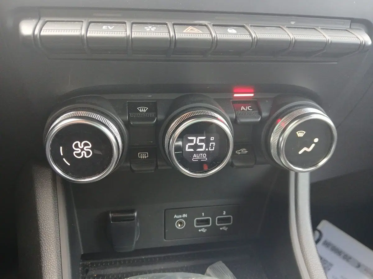 Renault Captur usata a Roma (15)