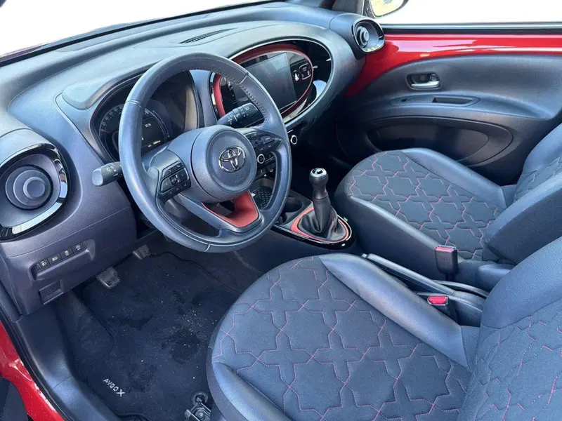 Toyota Aygo X usata a Reggio Calabria (7)