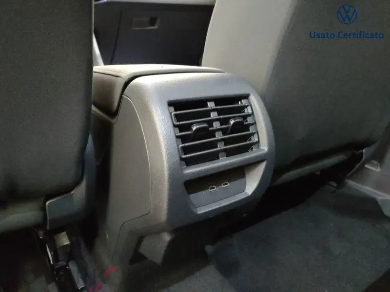 Volkswagen Veicoli Commerciali Caddy nuova a Varese (15)