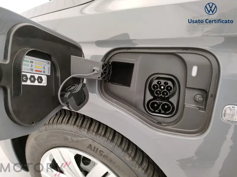 Volkswagen Veicoli Commerciali Caddy nuova a Varese (9)