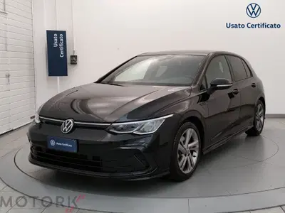 Volkswagen Golf 1.5 eTSI 150 CV EVO ACT DSG R-Line del 2023 usata a Busto Arsizio