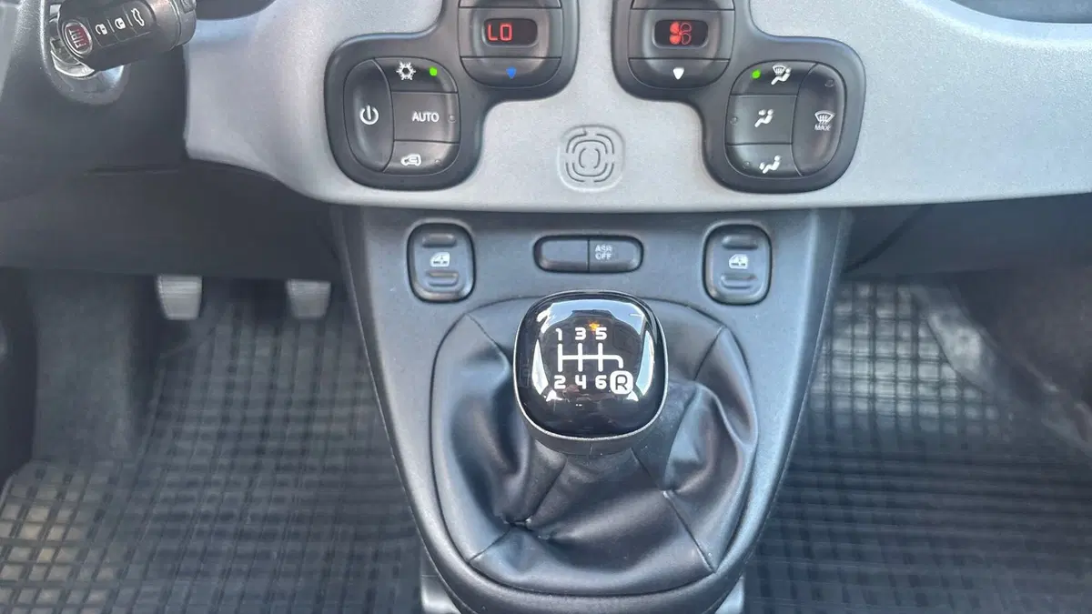 Fiat Panda Cross usata a Padova (12)