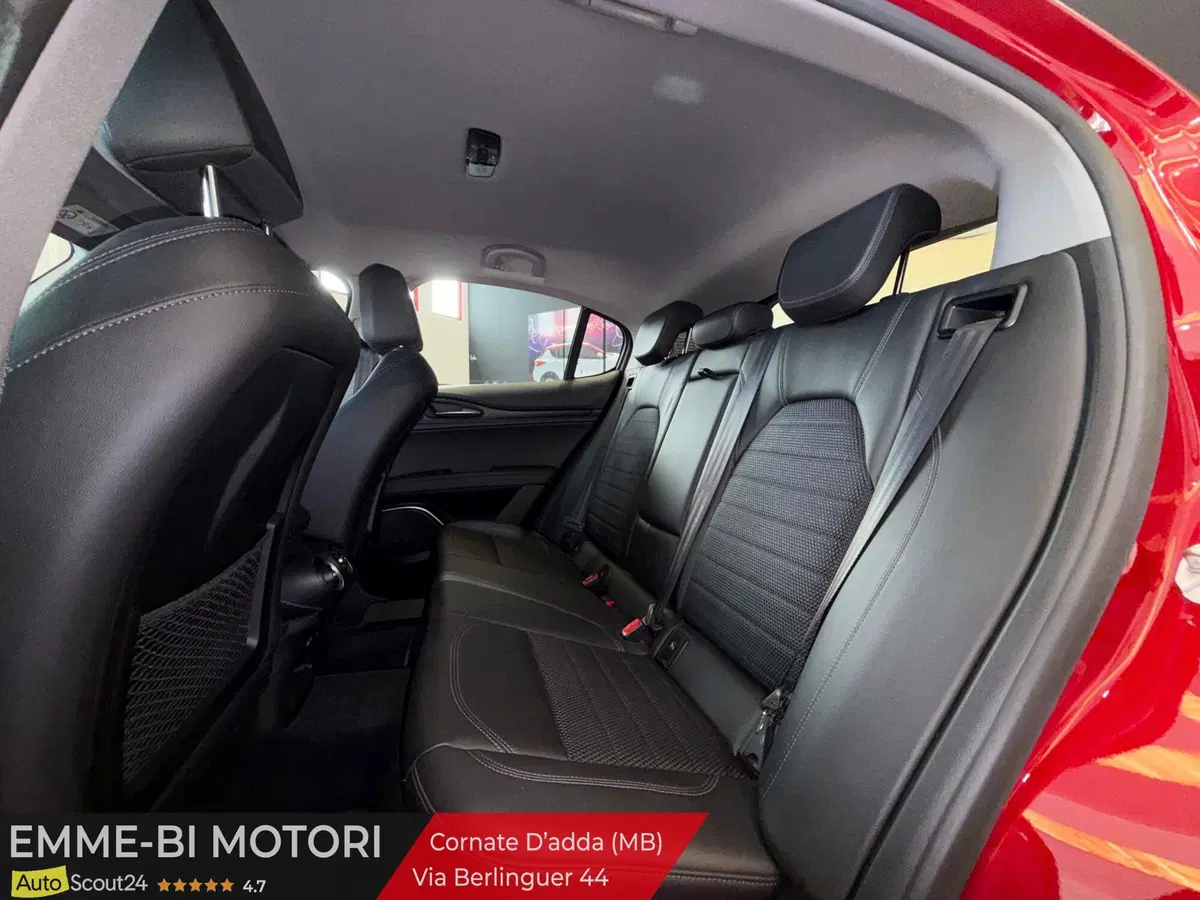 Alfa Romeo Stelvio usata a Monza e Brianza (11)