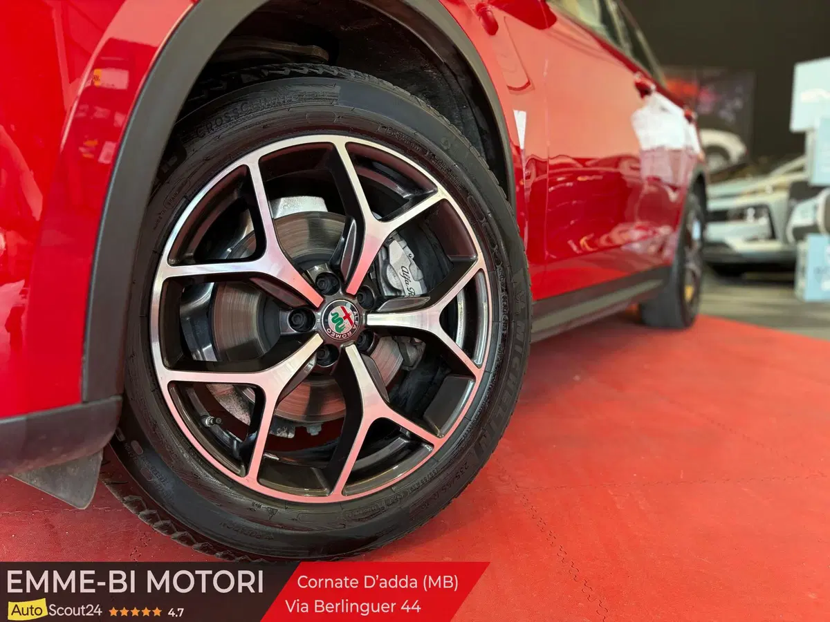 Alfa Romeo Stelvio usata a Monza e Brianza (6)