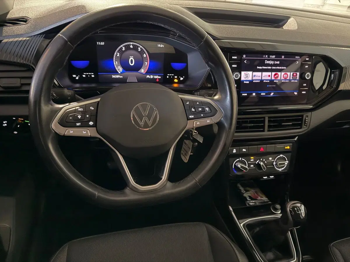 Volkswagen T-Cross usata a Genova (10)