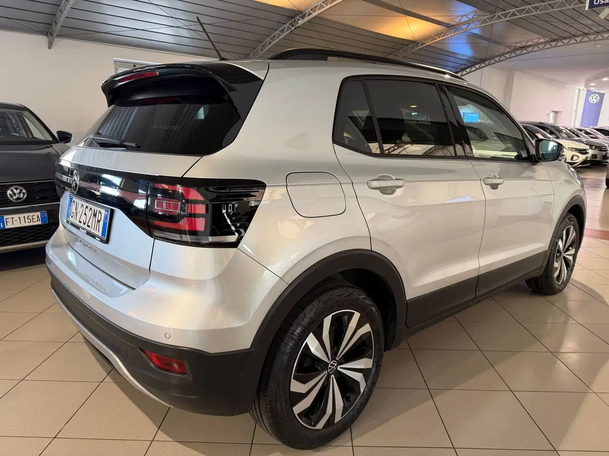 Volkswagen T-Cross usata a Genova (5)