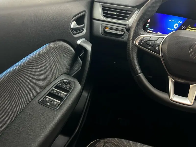 Renault Symbioz usata a Roma (13)