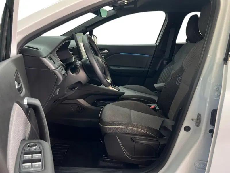 Renault Symbioz usata a Roma (14)