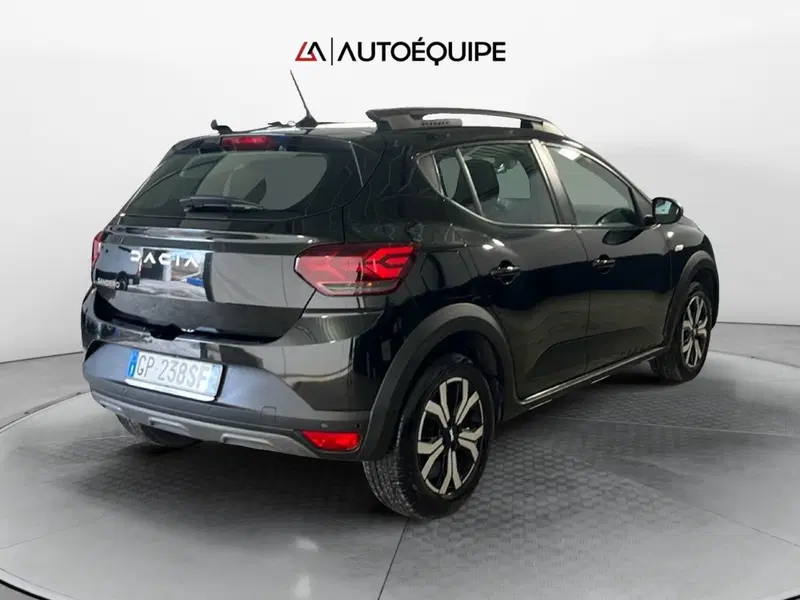 Dacia Sandero usata a Roma (5)