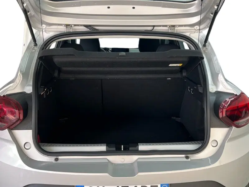 Dacia Sandero usata a Roma (10)