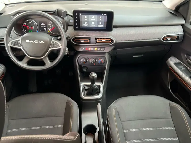 Dacia Sandero usata a Roma (11)