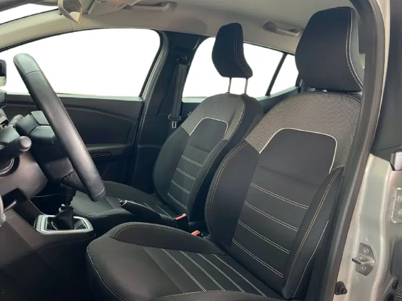 Dacia Sandero usata a Roma (12)