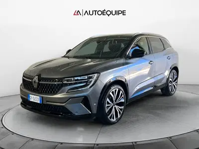 Renault Austral 1.2 full hybrid Iconic 200cv auto del 2023 usata a Roma