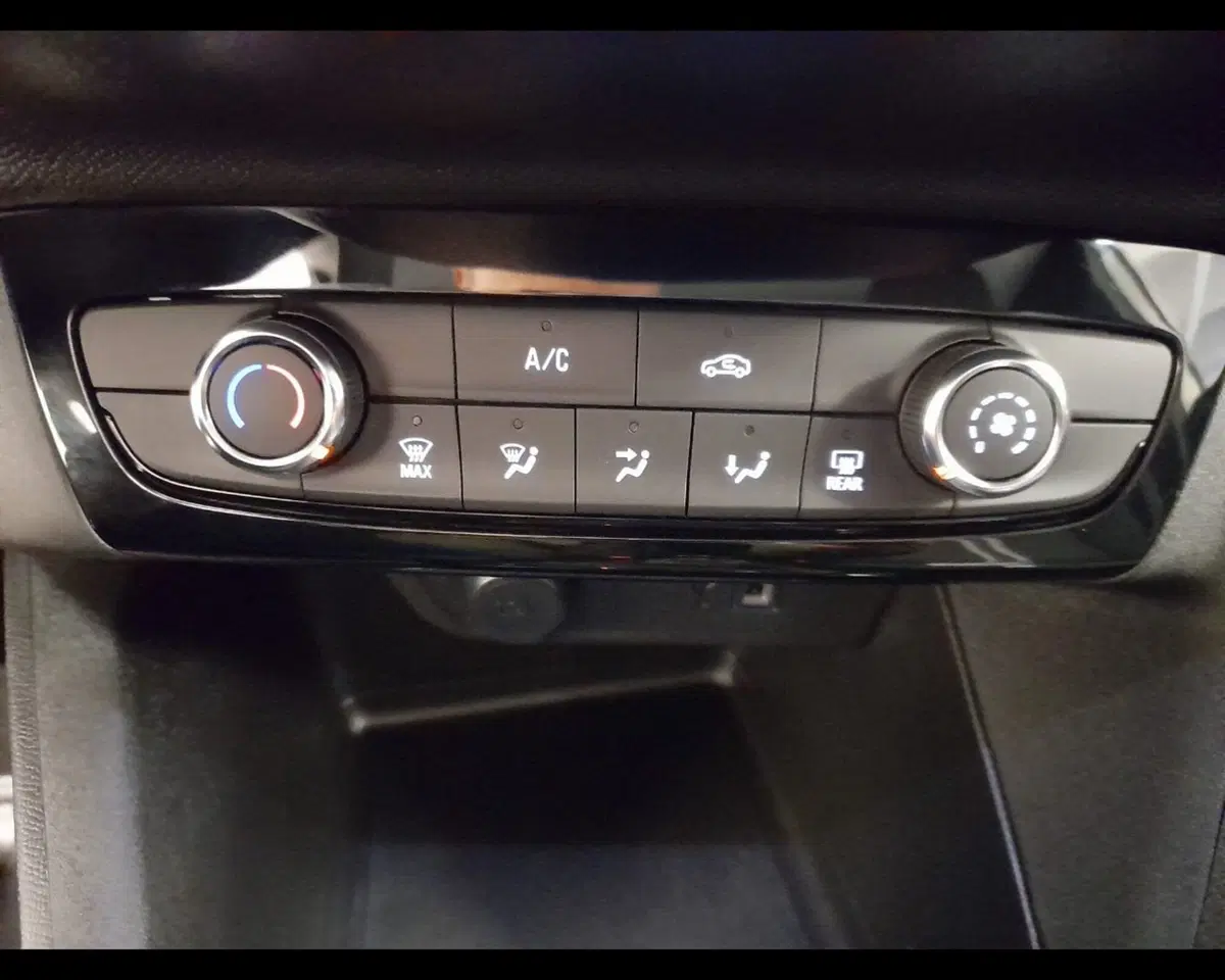 Opel Corsa usata a Alessandria (16)