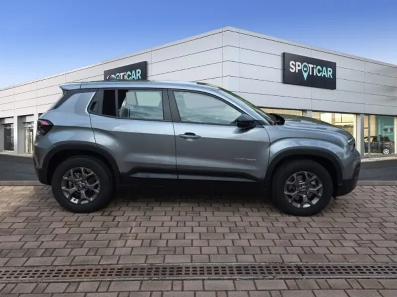Jeep Avenger nuova a Monza e Brianza (4)