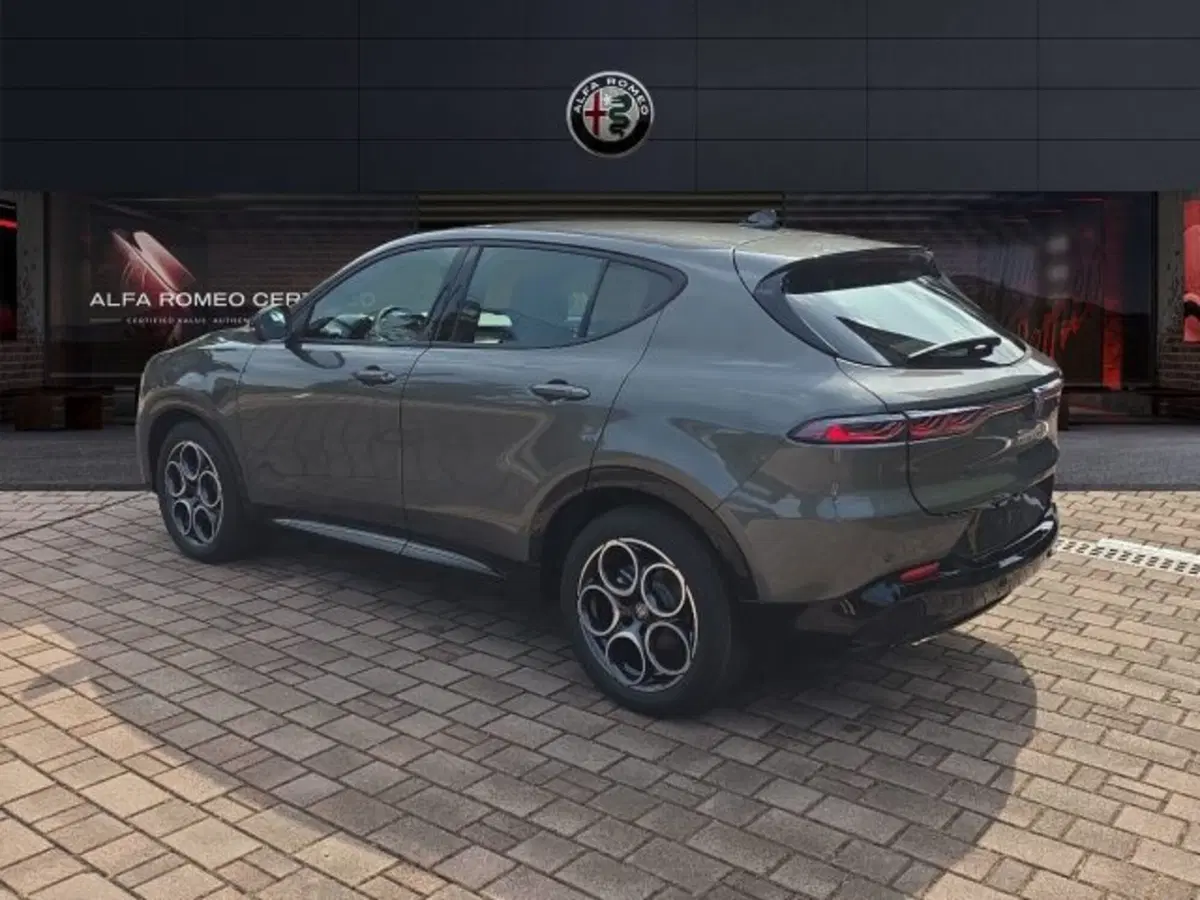 Alfa Romeo Tonale nuova a Monza e Brianza (7)