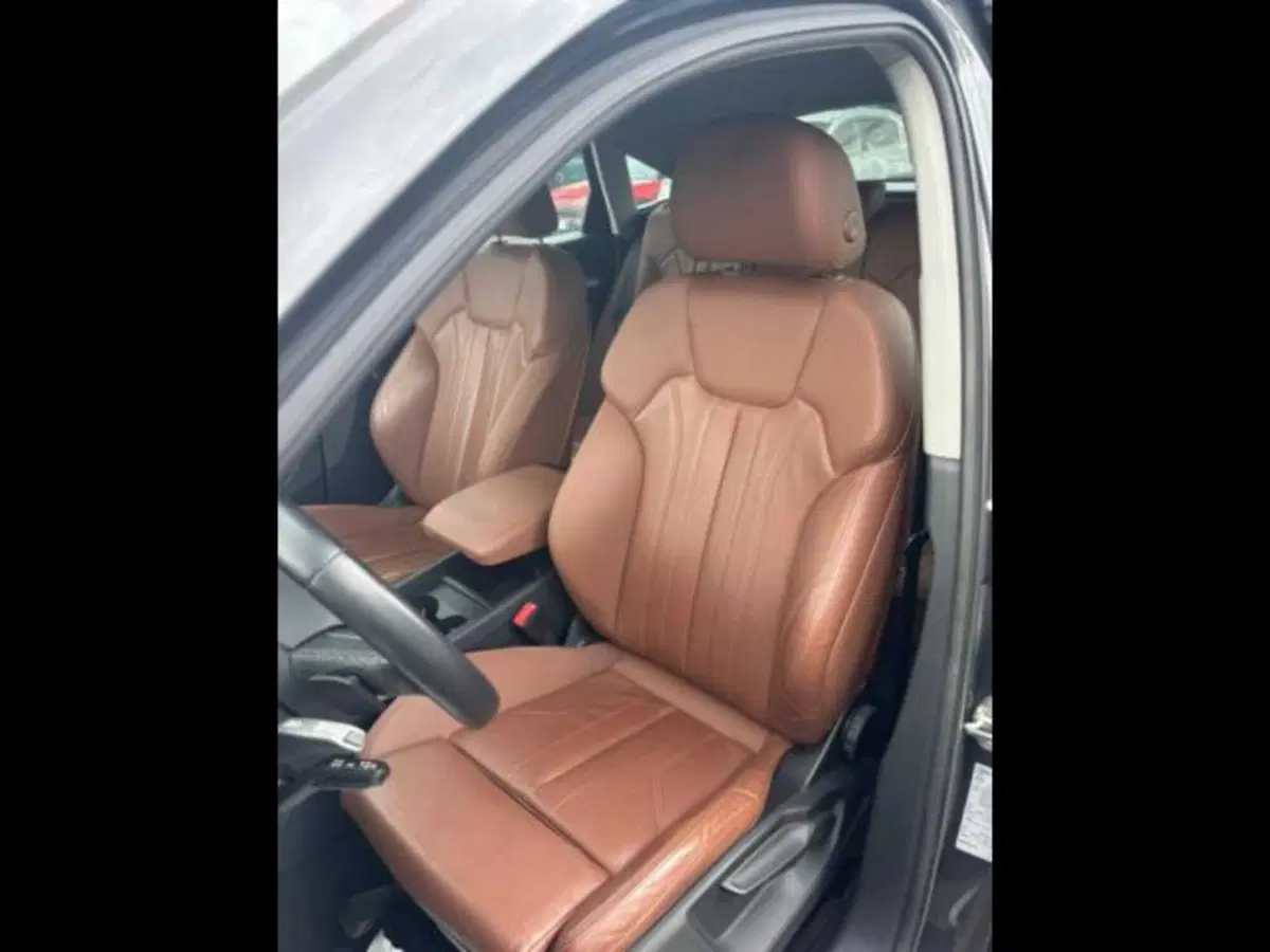 Audi Q5 Sportback usata a Caltanissetta (12)