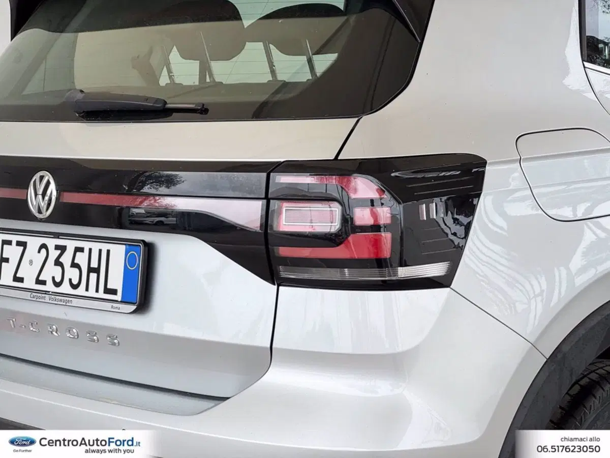 Volkswagen T-Cross usata a Roma (15)
